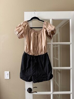Le Lis Two-Tone Puff Sleeve Romper in Beige and Black